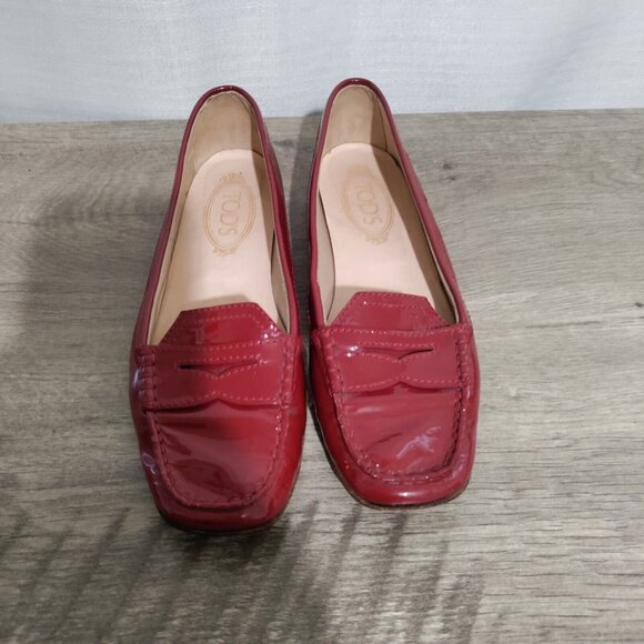 Tod's Red Patent Leather Slip On Loafers Size 7.5 - Picture 3 of 12